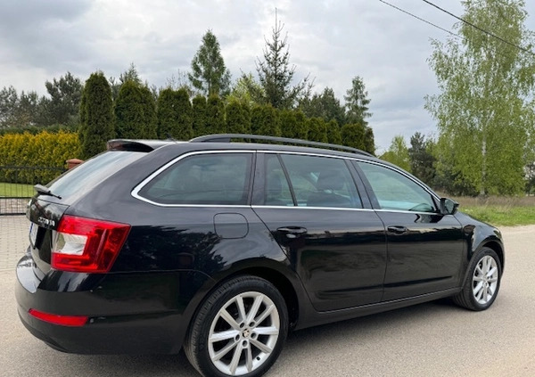 Skoda Octavia cena 35600 przebieg: 266874, rok produkcji 2013 z Śrem małe 352